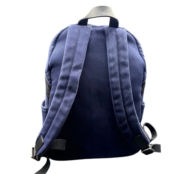Everlane Modern Commuter Backpack Navy Canvas Minimalist Laptop Bag
Unisex The Canvas Backpack | Navy – Everlane main image 4
